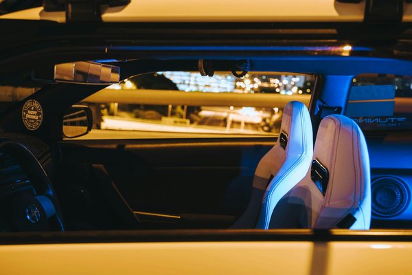 Les systèmes d'assistance de stationnement par caméra 360° sont-ils plus efficaces pour éviter les obstacles?